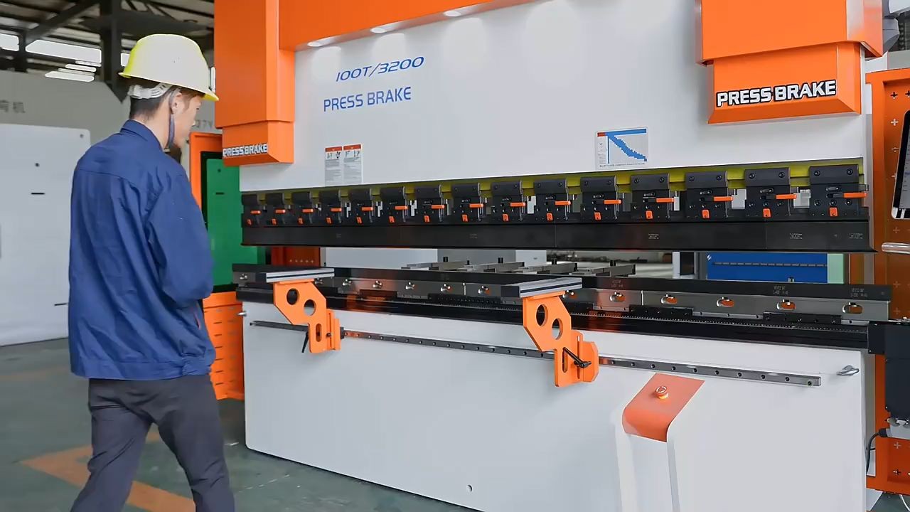 Servo Electric Industrial Press Brake Sheet Plate Folding Machine